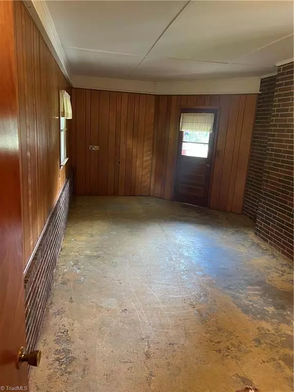 Mount Airy, NC 27030,2155 Margaret DR