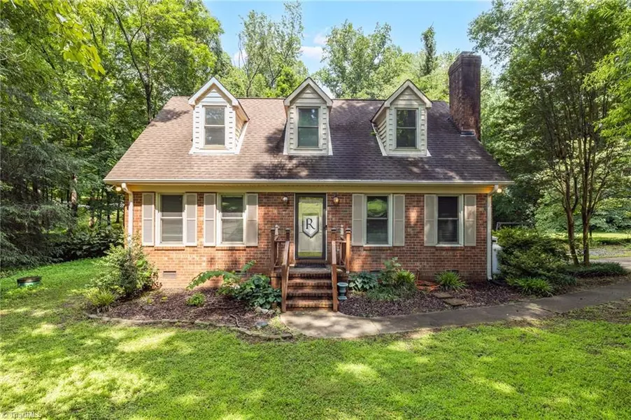 5001 Robert Andrew RD, Greensboro, NC 27406