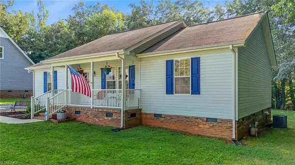 Liberty, NC 27298,812 N Greenbriar ST