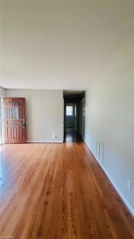 Winston-salem, NC 27104,467 Harper ST