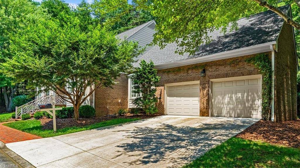 Greensboro, NC 27408,7 New Bern SQ