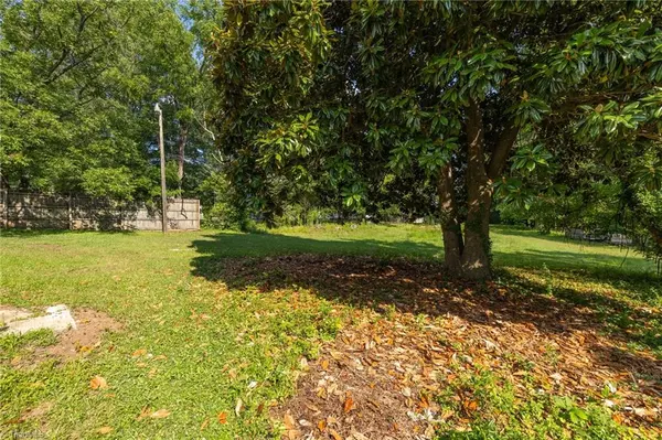 Eden, NC 27288,1440 South AVE