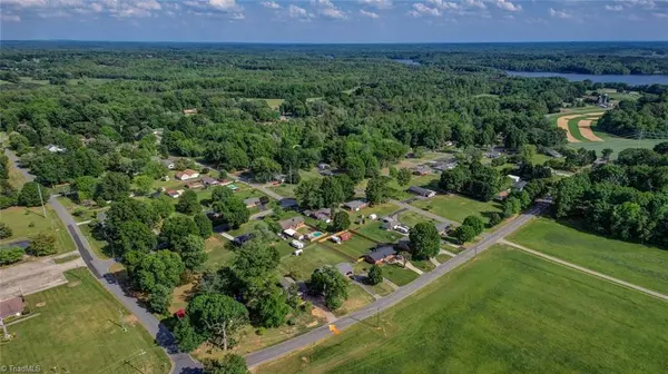 Reidsville, NC 27320,503 Mccoy RD
