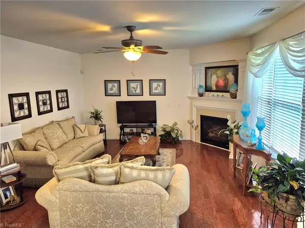 Winston-salem, NC 27107,3509 Dunbarton DR