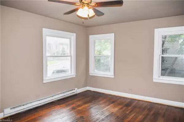 Mount Airy, NC 27030,411 Pippen ST