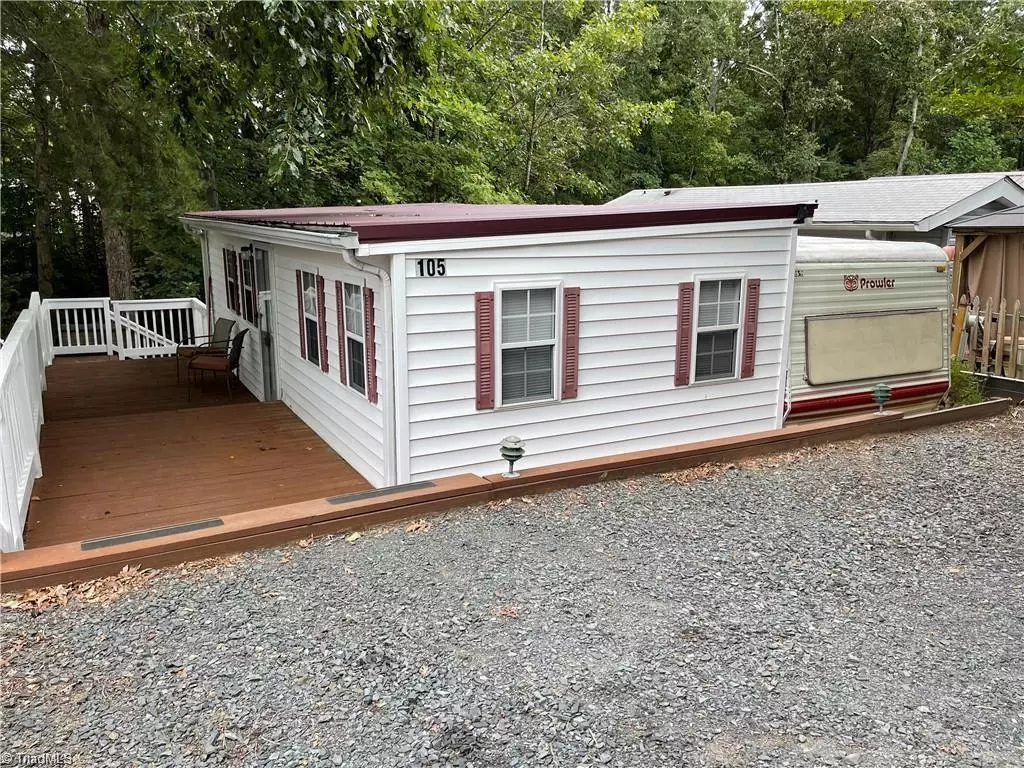 New London, NC 28127,105 Marina LN