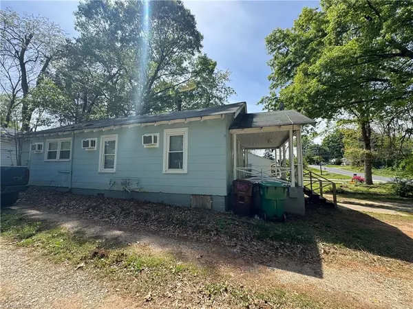 High Point, NC 27260,320 Amhurst AVE