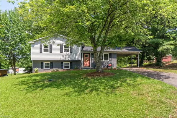 King, NC 27021,137 Dewsberry RD