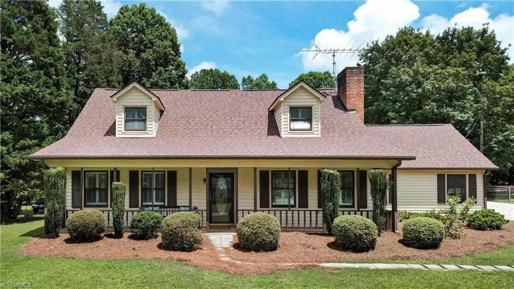 Kernersville, NC 27284,485 Uppergate LN