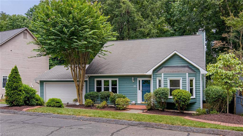 Winston-salem, NC 27104,33 Carrisbrooke LN