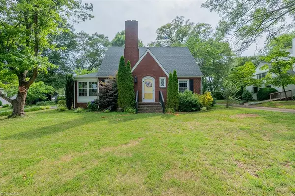 Dobson, NC 27017,422 Main ST