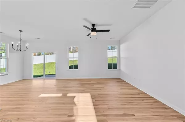 Winston-salem, NC 27106,719 Cinnamon Hill DR