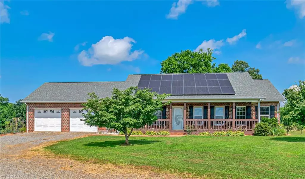Roaring River, NC 28669,1778 Barker RD