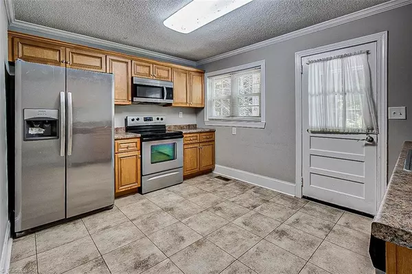 Asheboro, NC 27203,310 S High ST