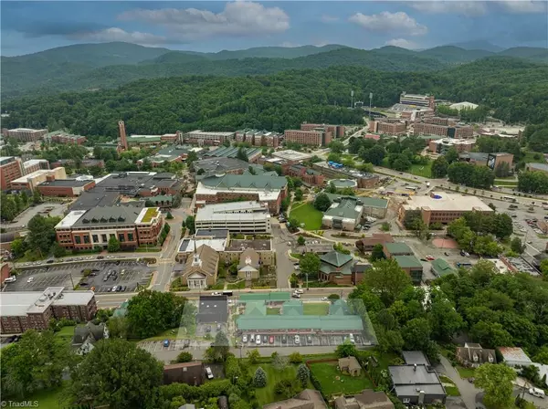 Boone, NC 28607,380 W King ST