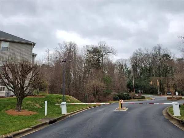 Winston-salem, NC 27103,1168 Academic DR