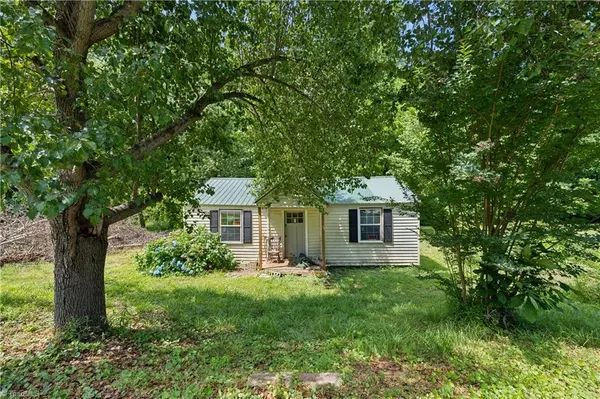 218 Aberdeen DR, Lexington, NC 27292