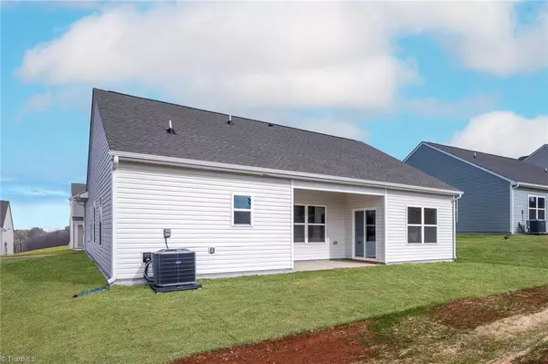 King, NC 27021,100 Tail Star CT
