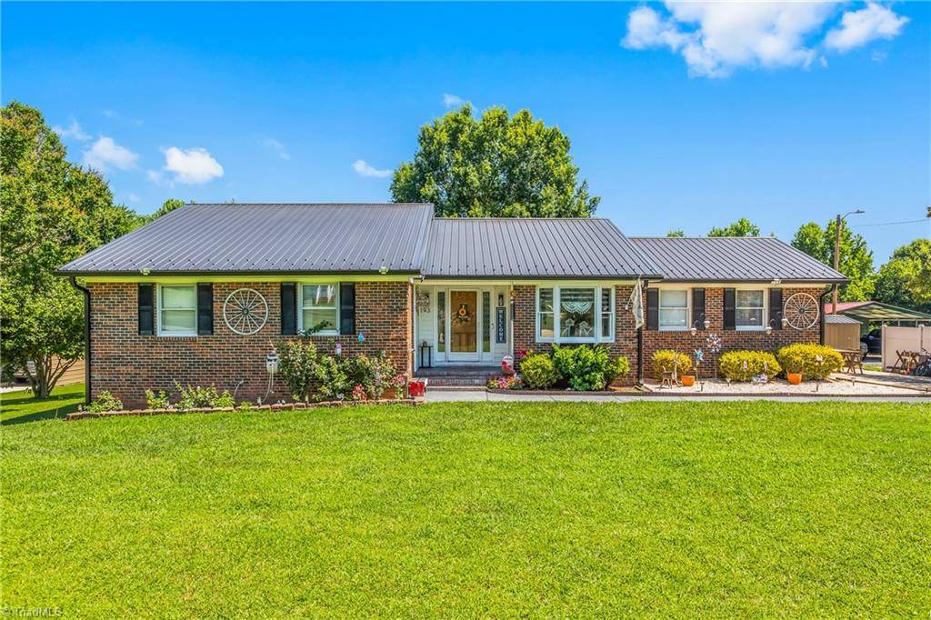 Randleman, NC 27317,193 Deerfield Country RD