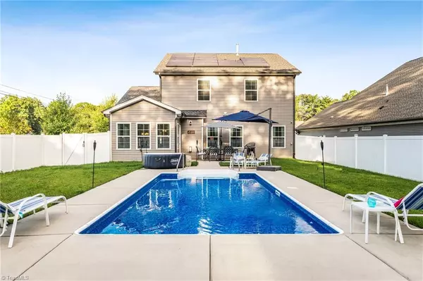 1075 Woodview Ridge TRL, Lewisville, NC 27023
