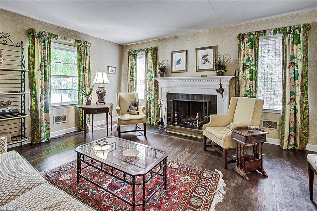 Greensboro, NC 27408,1303 W Cornwallis DR
