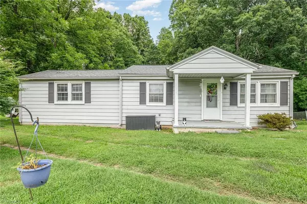 782 Lovelace RD, Pelham, NC 27311