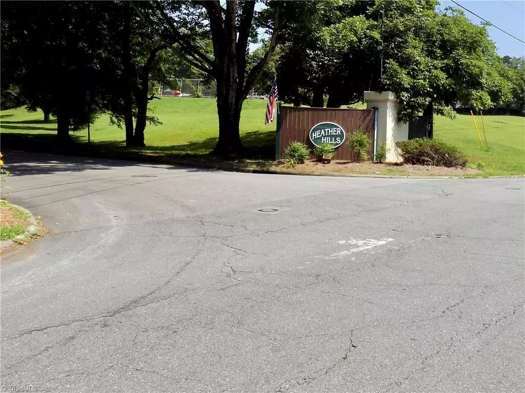 Winston-salem, NC 27127,3751 Heathrow DR