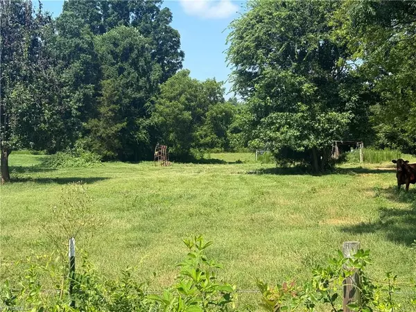 Mocksville, NC 27028,00 No Creek RD