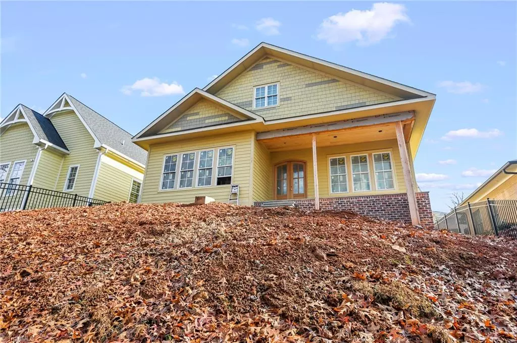 Winston-salem, NC 27101,236 Glade View CT