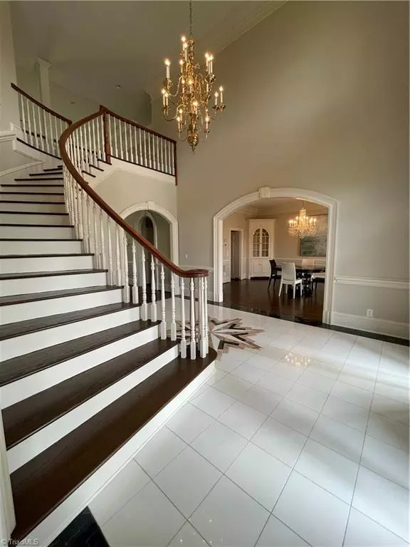 Greensboro, NC 27410,1 Clubview CT