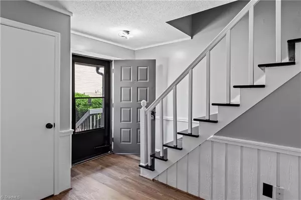 Winston-salem, NC 27106,250 Vista CIR #A