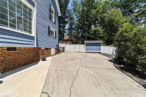 Greensboro, NC 27410,5300 Tower RD