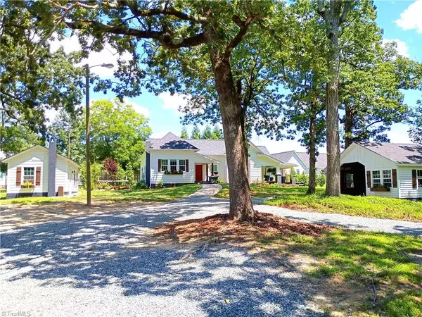 280 Hasty School RD, Thomasville, NC 27360