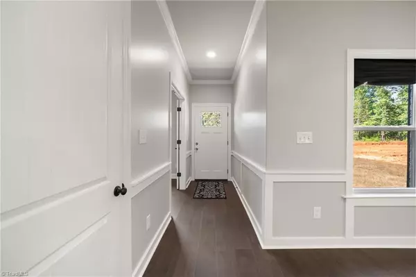 Winston-salem, NC 27106,1424 Moonlight WAY