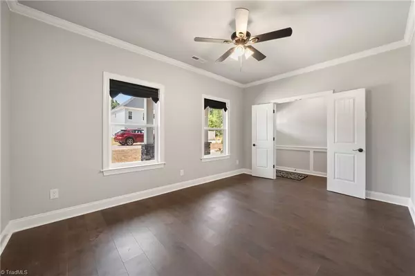 Winston-salem, NC 27106,1424 Moonlight WAY
