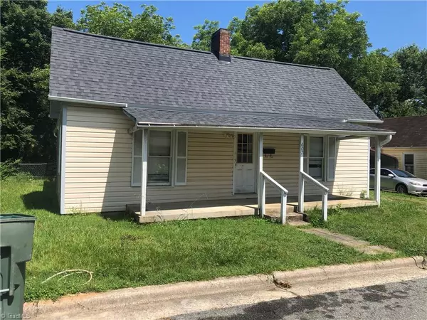 607 seymour ST, Graham, NC 27249