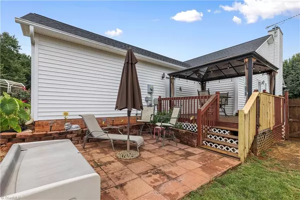 Advance, NC 27006,108 Camden CT