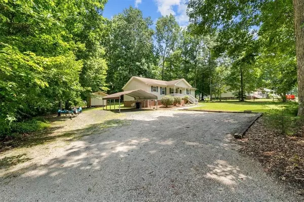 Asheboro, NC 27205,1737 Woodglo DR