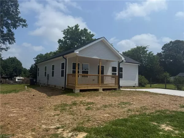 237 Foster ST, Burlington, NC 27217