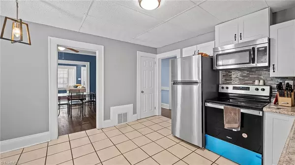 Winston-salem, NC 27105,2336 Montrose AVE