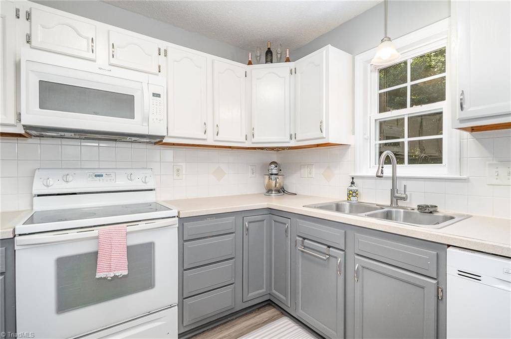 Winston-salem, NC 27127,3085 Creighton LN