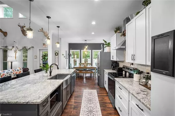 Denton, NC 27239,162 Potters Landing