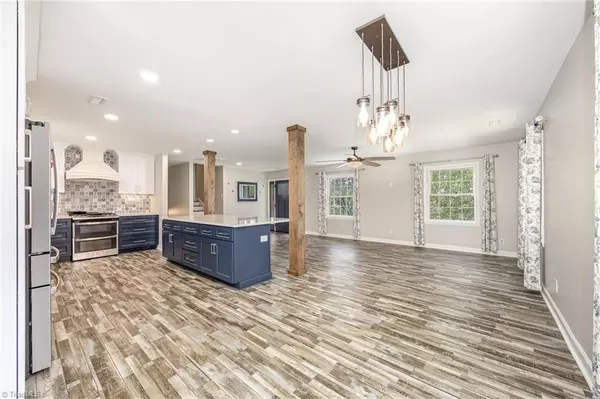 Greensboro, NC 27408,2816 Lenoir DR