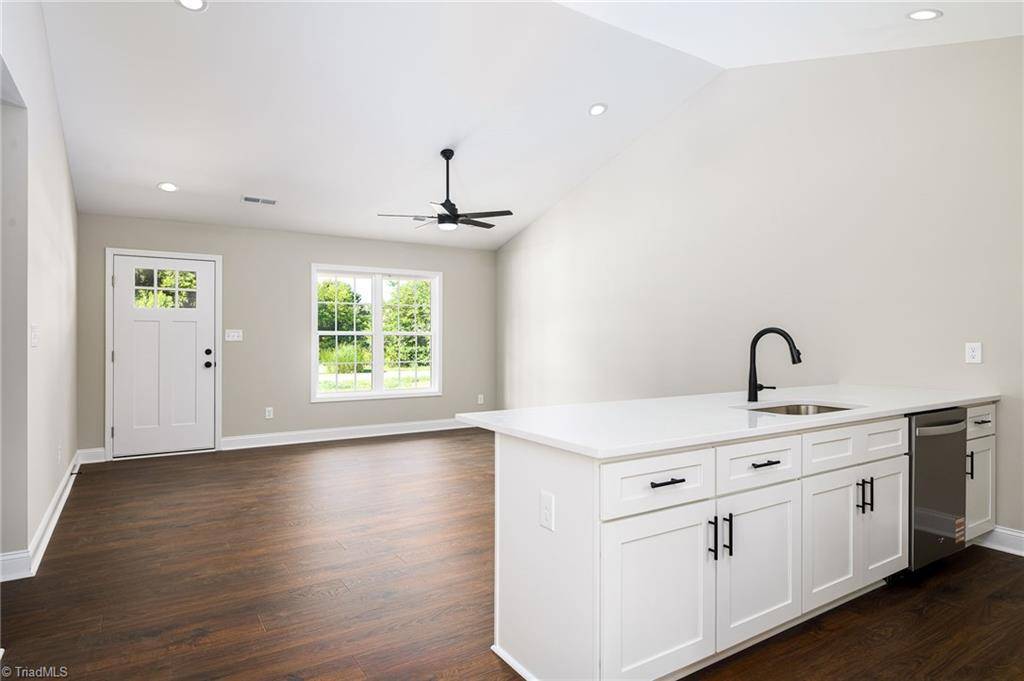 Lexington, NC 27292,163 Gurney Kearns RD