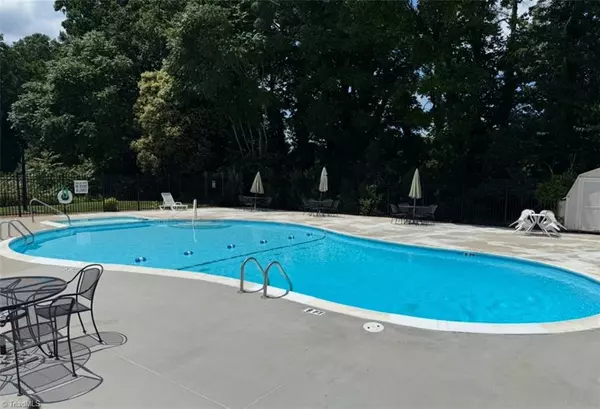 Winston-salem, NC 27103,2946 Saint Marks RD SW #I