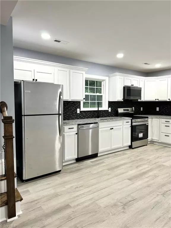 Reidsville, NC 27320,209 Allison ST
