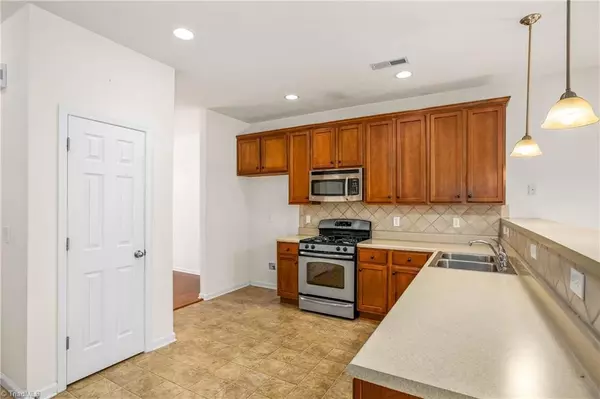 Kernersville, NC 27284,1550 Country LN