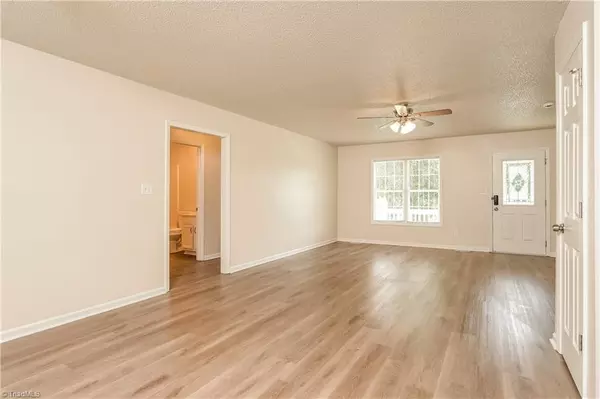 Thomasville, NC 27360,107 Layton WAY