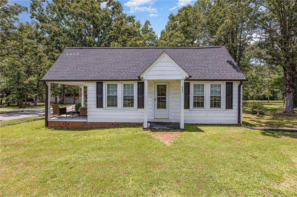 322 Aycock ST, Thomasville, NC 27360