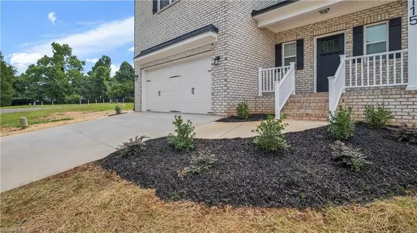 Winston-salem, NC 27101,115 Glasmere CT